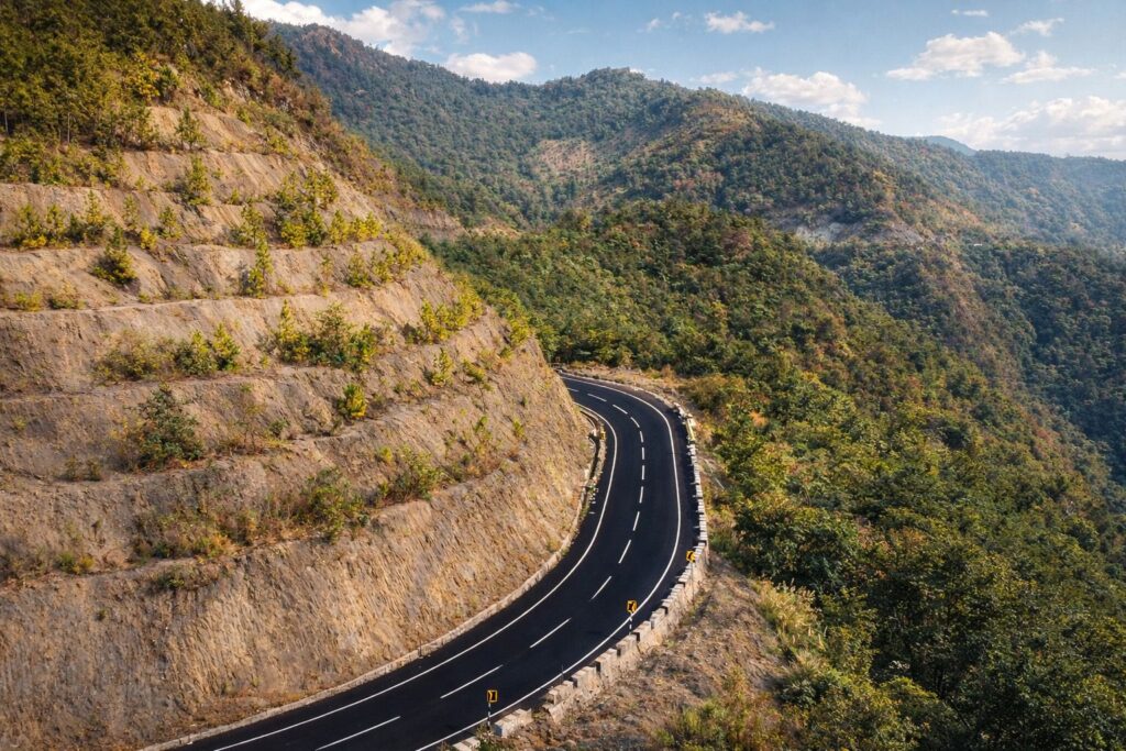 PFUTSERO- PHEK ROAD